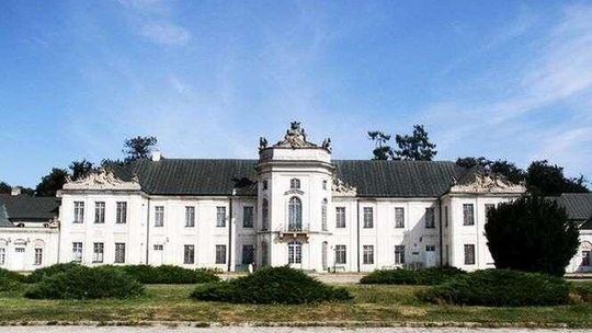 Radzyń Podlaski: Archiwum wprowadzi się do Pałacu Potockich