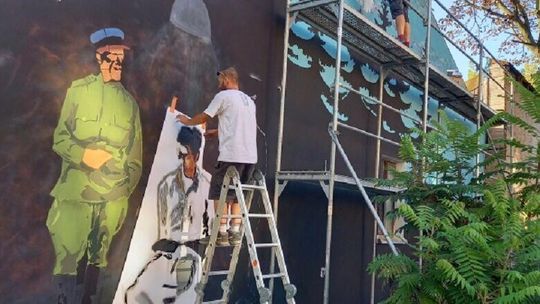 Radzyń Podlaski. Historyczny mural na przyszłym muzeum