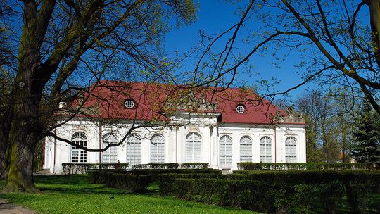 Radzyń Podlaski: Pałac Potockich czeka na decyzję wojewody