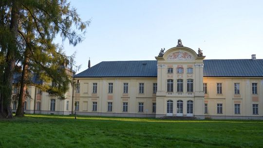 Radzyń Podlaski: Park przy pałacu poczeka na rewitalizację 