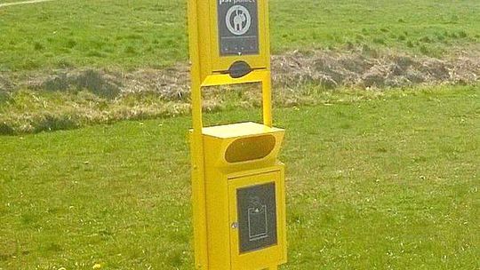 Radzyń Podlaski. Z psią kupą prosto do kosza