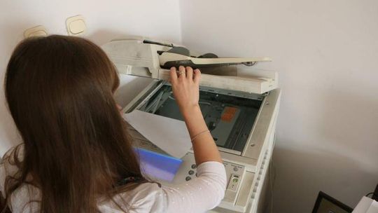 Ratusz nie unieważni kontrowersyjnego przetargu na drukarki