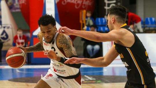 Rawlplug Sokół Łańcut – Polski Cukier Start Lublin 74:72. Nowy zawodnik w zespole