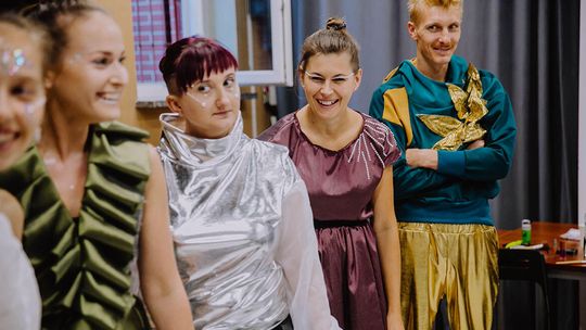 Recykling i numerologia. Pokaz mody w DDK Czuby Południowe