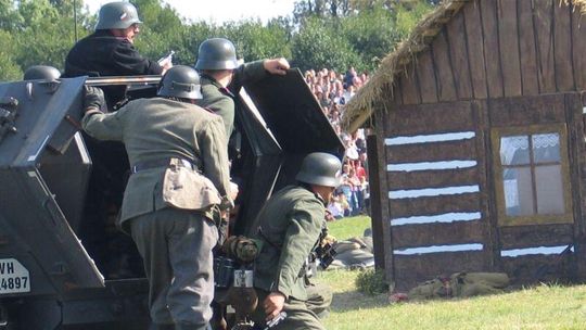 Rekonstrukcje bitew pod Tomaszowem Lubelskim (pełny program)