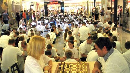 Rekord ma paść przy szachowych planszach