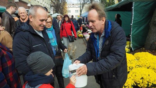 Rekordowa kwesta na najstarszym cmentarzu Lublina. "Wynik jest świetny"