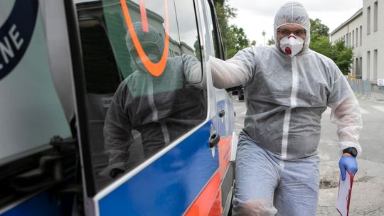 Rekordowa liczba zakażeń koronawirusem. Ponad 6,5 tys. nowych przypadków, a zmarło 116 osób