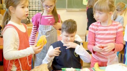 Rekordowe zdrowe śniadanie w lubelskich szkołach (zdjęcia)