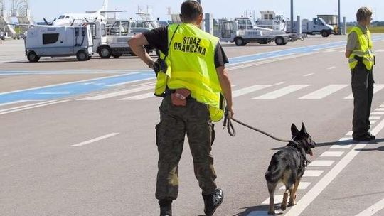 Rekrutacja do NOSG i policji. "Chętnych do służby nie brakuje"