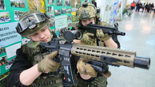 Rekrutacja do szkół wcześniej niż zwykle. Przez tzw. zdublowany rocznik