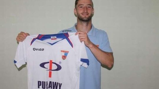 Remis i porażka Wisły Puławy, Głaz z kontraktem