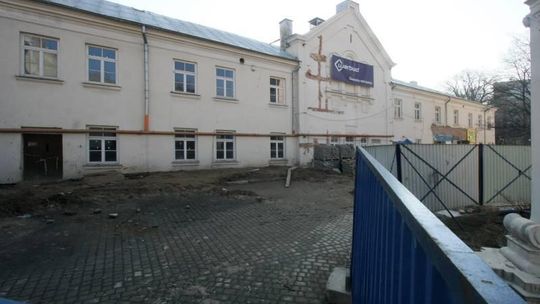 Remont Centrum Kultury: Wysuszą klasztor