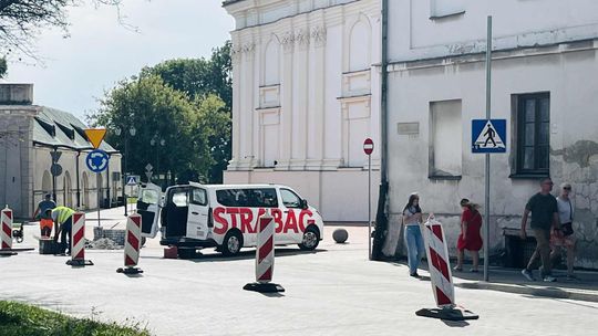 Remont się przedłuża. Ulica Łukasińskiego nieprzejezdna jeszcze miesiąc
