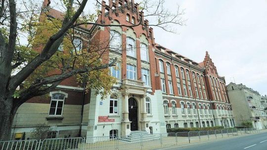 Remont w szkole Vetterów. Kilkuset uczniów będzie przez rok chodzić do innych szkół w Lublinie