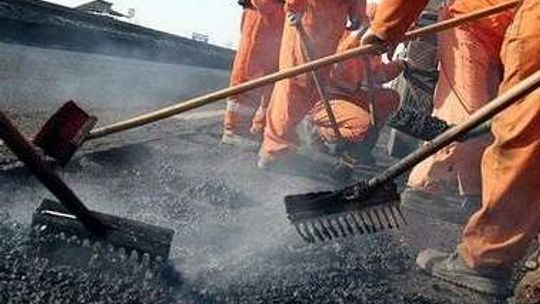 Remontowali drogi, ale nie wybudowali kanałów