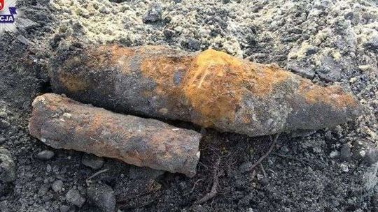 Remontowali linię kolejową. Znaleźli pocisk z czasów wojny 