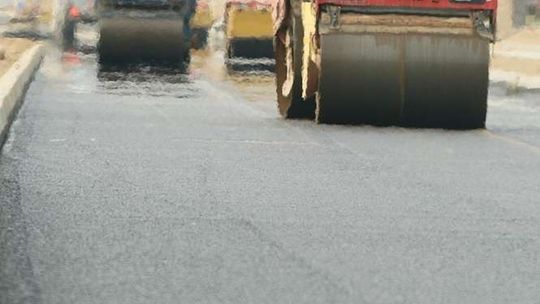 Remonty dróg w woj. lubelskim. Samorządy czekają na pieniądze