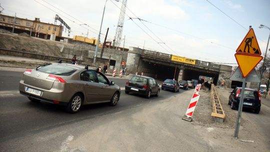 Remonty i przebudowy dróg. Tutaj będzie trudniej jeździć