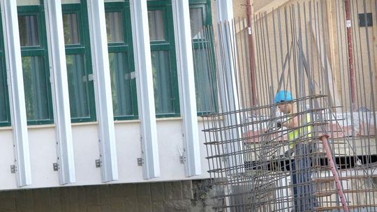 Remonty w akademikach i na uczelniach. Co się zmieni po wakacjach?