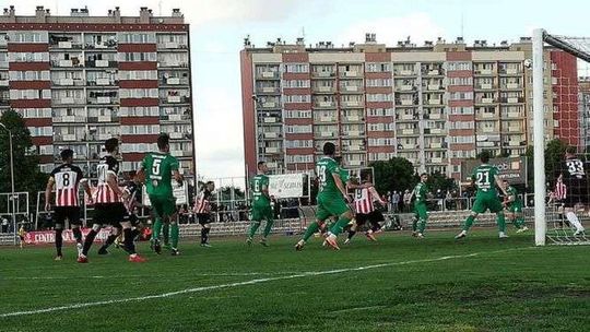 Resovia – Chełmianka 0:0. Powalczyli z liderem