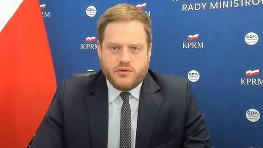 Respiratory od handlarza bronią. Janusz Cieszyński przerywa milczenie