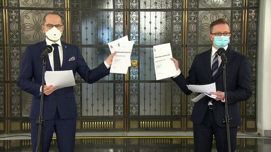 Respiratory od handlarza bronią. Posłowie KO: Przy zakupie nie odprowadzono podatku VAT