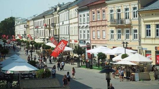 Rewolucja na deptaku, zmiany koło Bramy Krakowskiej. Przetarg na przebudowę ogłoszony