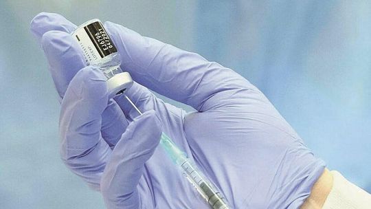 Rezerwiści otrzymali wezwania na szkolenie i pytają o szczepienia