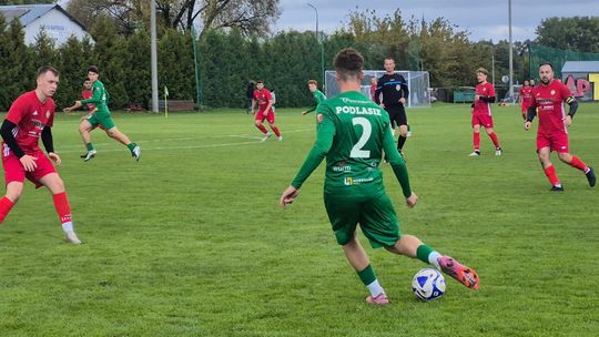 Rezerwy Podlasia Biała Podlaska wciąż liderem tabeli. Wyniki bialskiej klasy okręgowej