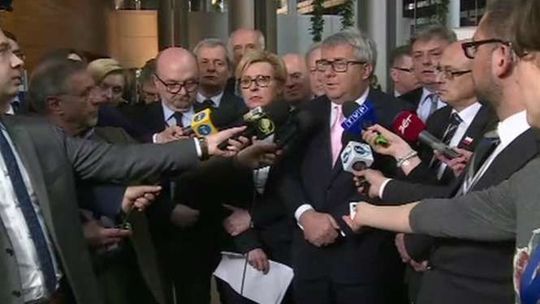 Rezolucja Parlamentu Europejskiego: szkodliwa i absurdalna, czy ważna i potrzebna?