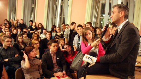 Robert Biedroń o gejach. Tłumy studentów na spotkaniu na UMCS
