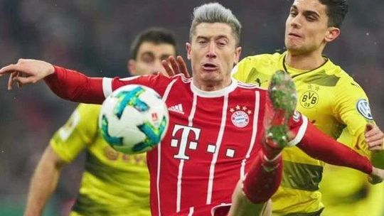 Robert Lewandowski w 2017 roku zdobył 53 gole (wideo)