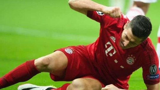 Robert Lewandowski znowu niedoceniony (wideo)