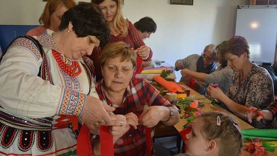 Robią rekordowo dużą palmę. Będzie nowy rekord? [zdjęcia]