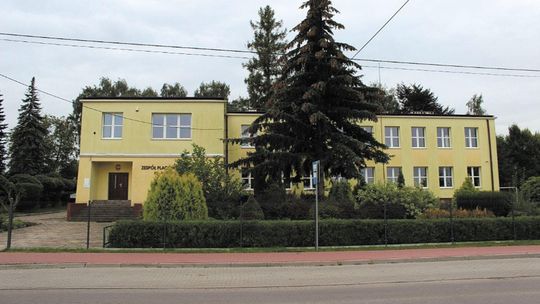 Rodzice walczą o szkolne stołówki. Wójt chce wprowadzić catering