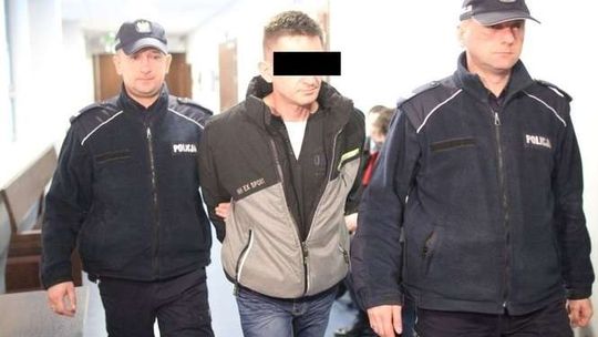 Rodzinna tragedia w Wierzchowiskach. Grzegorz J. odpowie za zabójstwo