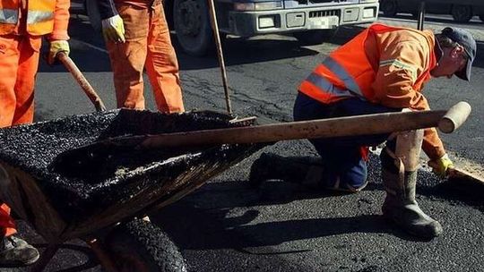 Rok 2016 w powiecie łęczyńskim. Inwestycje drogowe i szkolne