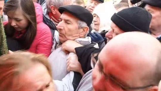 Rok temu była walka o darmowe choinki. Marszałek zmienia zasady rozdawania