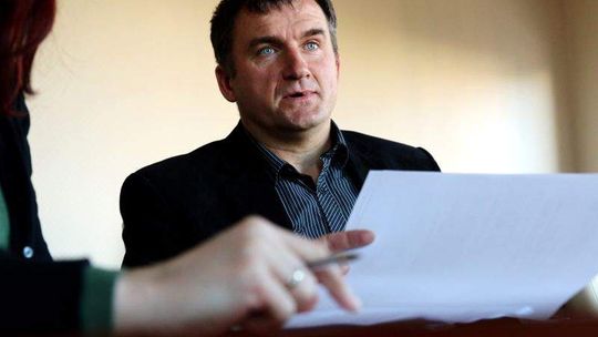 Rolla pozwał Rollę. Bo na ulotkach nie było zdjęcia i "Miodka"