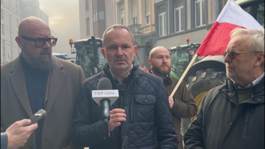 Rolnicy protestują w Brukseli. Hetman: Frustracja jest ogromna. Uderza w tych, którzy ich bronią