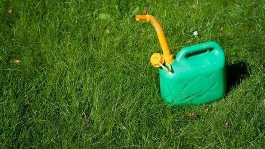 Rolnik pokłócił się z żoną o pieniądze za pole. Podpalił mieszkanie, kobieta zginęła