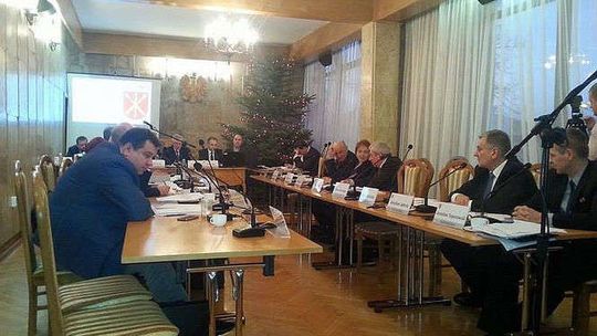 Roman Groński "Żbik" i gen. Ryszard Kukliński. Burzliwa dyskusja o patronach ulic w Kraśniku