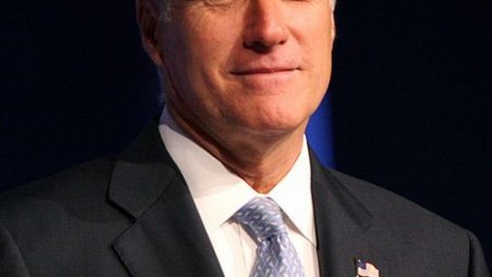 Romney przeskoczył Obamę w wyścigu do Białego Domu