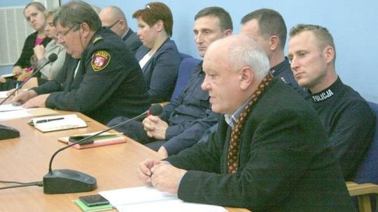 Romowie: Radny chce nas liczyć, a nie pomagać