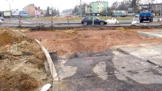 Rondo się spóźnia. Drogowcy zapłacą karę?