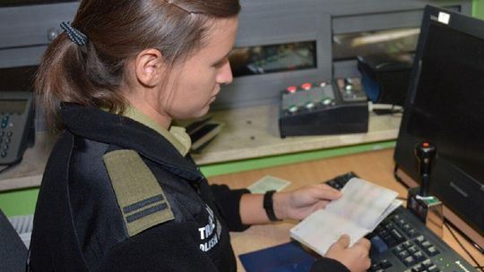 Rosjanin podrobił belgijskie pieczątki w paszporcie. Może trafić do więzienia