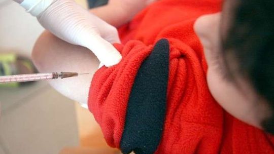 Rośnie liczba zachorowań na grypę. Bo unikamy szczepień?