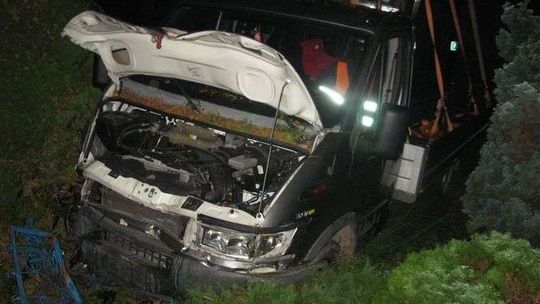 Rossosz: Zjechał z drogi i zniszczył ogrodzenie przedszkola [zdjęcia]