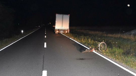 Rower bez oświetlenia, rowerzystka pijana. To nie mogło się dobrze skończyć